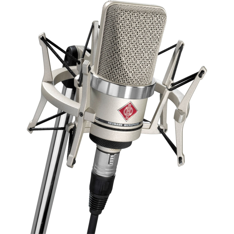 Neumann TLM 102 Studio Set with K&M 210/6 and Mogami Gold Studio 25'