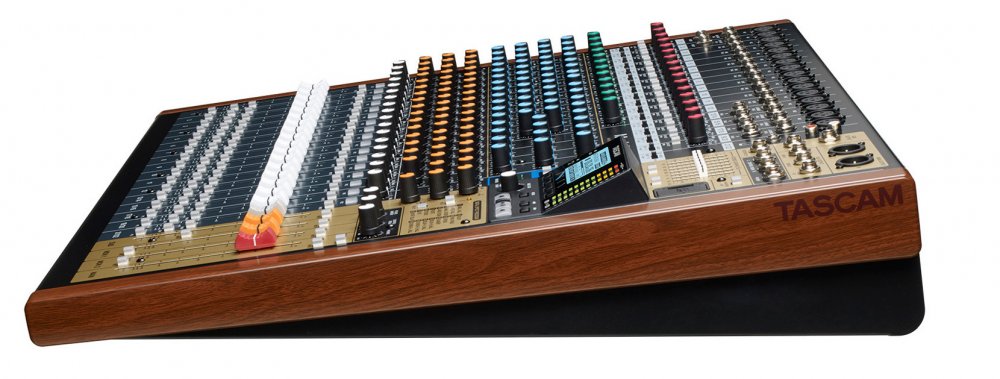 Tascam Model 24