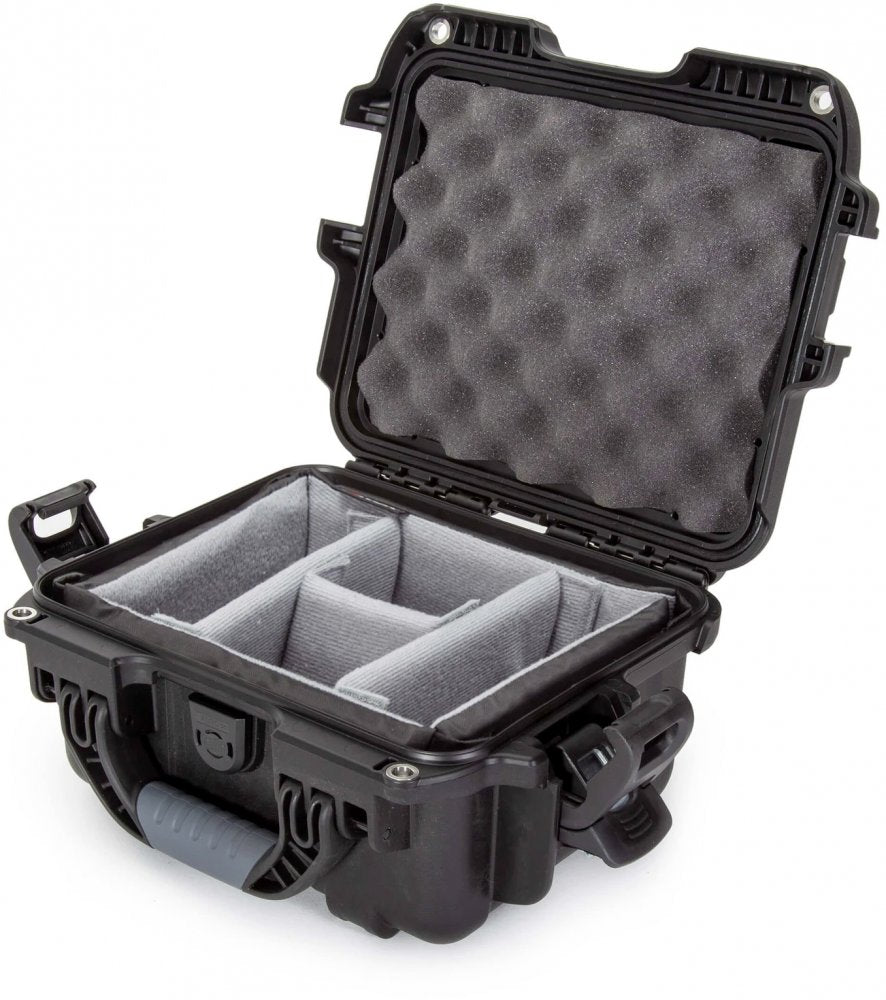 Nanuk 905 Case with Padded Divider (Black)