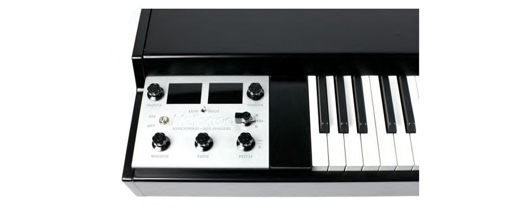 Mellotron M4000D Black