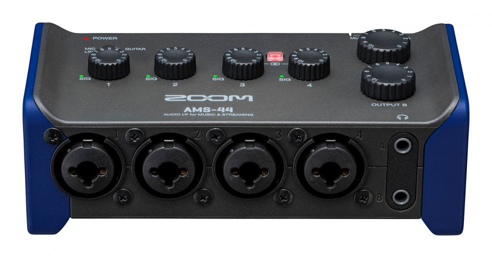 Zoom AMS-44