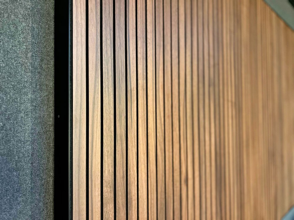 Vicoustic VicStrip Spacer kit -  Brown Oak