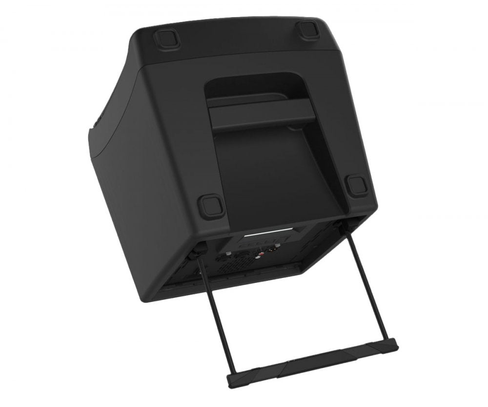Mackie DLM8